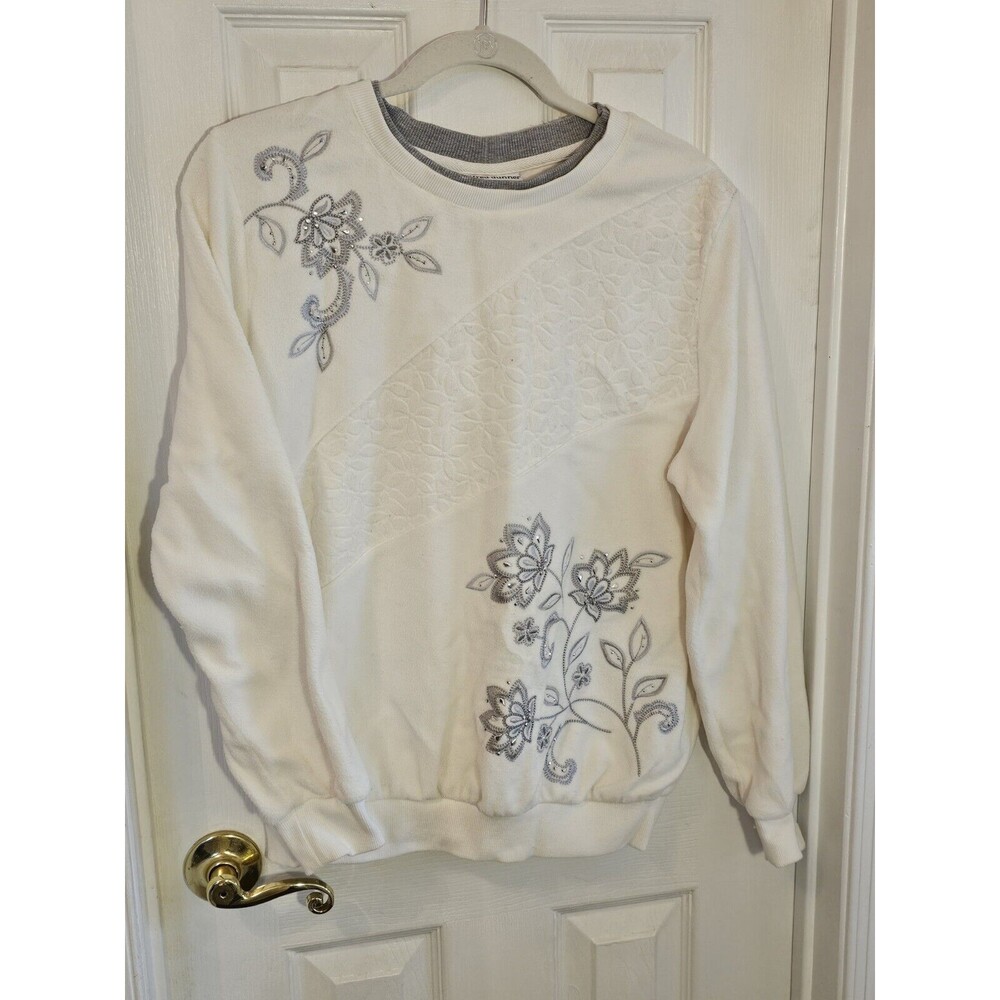 Alfred Dunner Sweatershirt Top Small Winter Silver Embroidery Flowers Sparkle